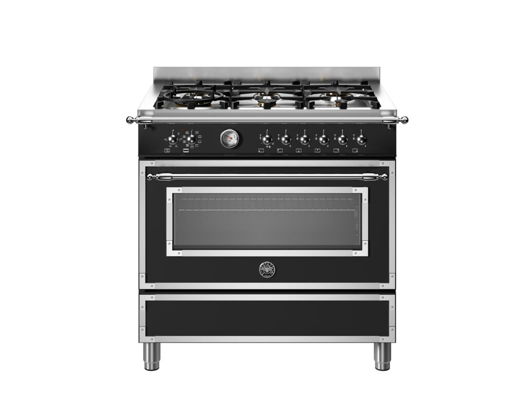 Bertazzoni Heritage 90 cm: 6-burner gas cooktop and electric oven, Matte Black